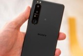 索尼Xperia10III全面评测（深入了解索尼Xperia10III的性能与特点）