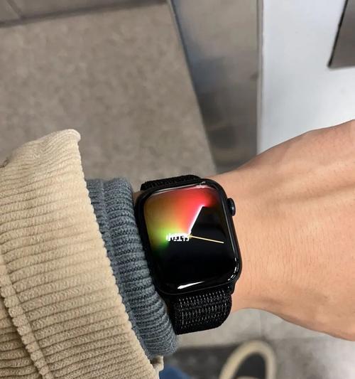 如何更改AppleWatch上的表盘（简单教程教你轻松更换你的AppleWatch表盘）  第2张