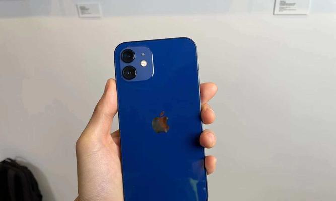 iPhone12紫色vs绿色（探索紫色与绿色iPhone12的视觉魅力与个性化选择）  第3张